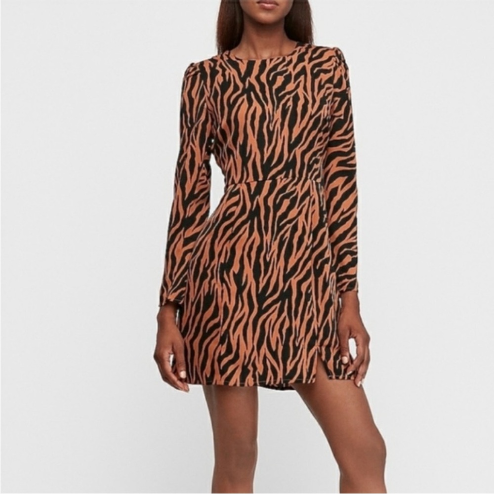 EXPRESS Stylish Animal Print Dress